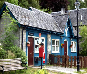 Thr current post office was built as a coach house for carriages taking visitors to Beauly.